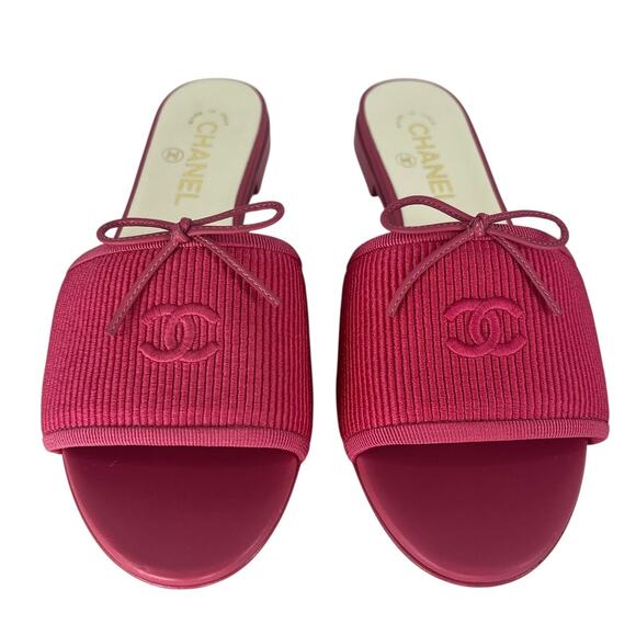 Chanel 2024 Dark Pink Embroidered CC Logo Bow Tie Mule Slide Flat Sandal - Picture 4 of 16